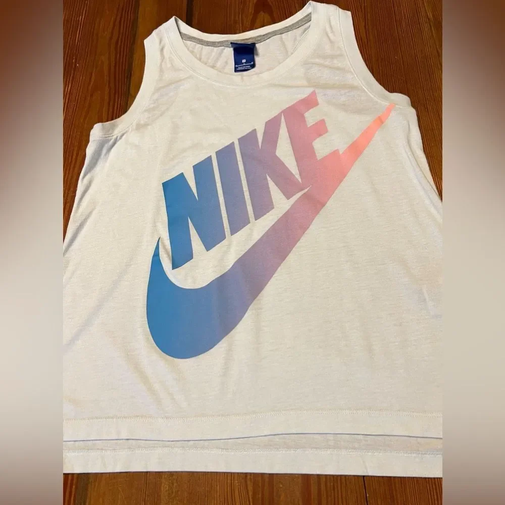 Nike Womens M Graphic‎ Print Tank Top